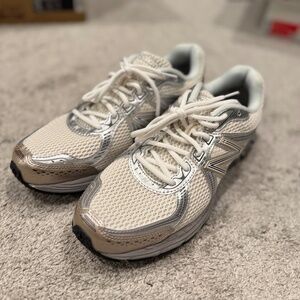 New Balance 860v2 Mens running shoes sz 10